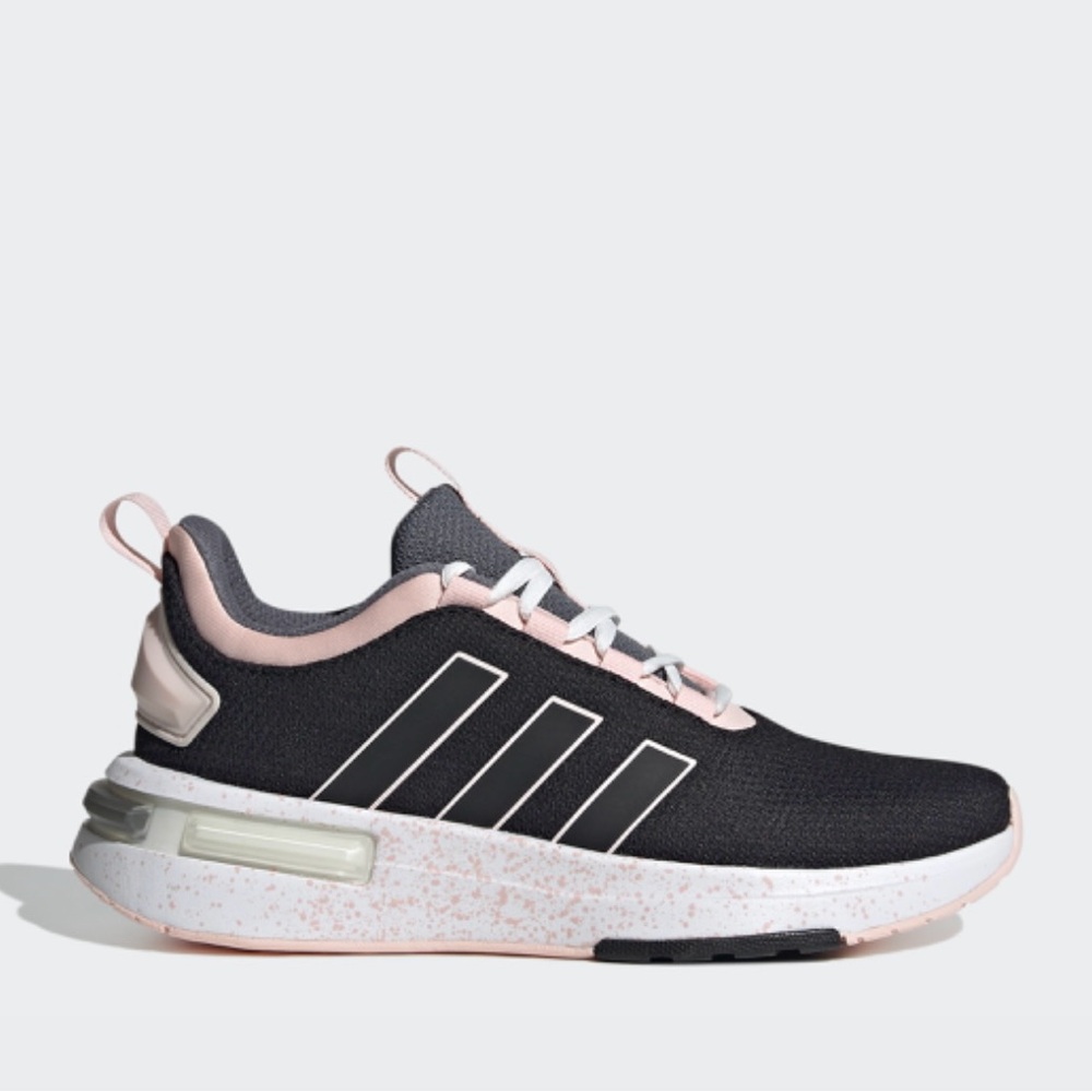 Women’s Size 9 Adidas Racer TR23 Sneakers